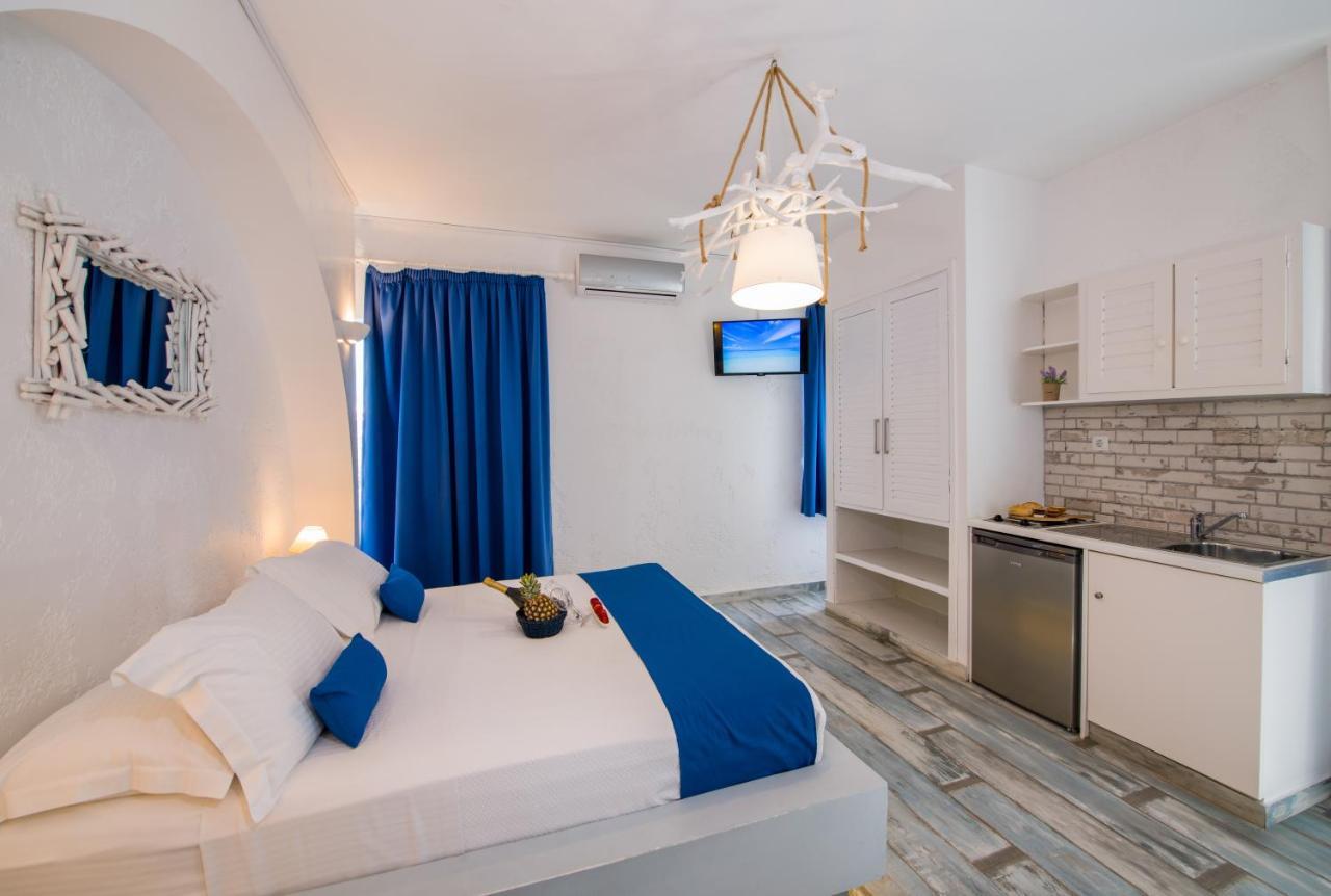 Seagull Hotel And Apartments Agia Marina Esterno foto